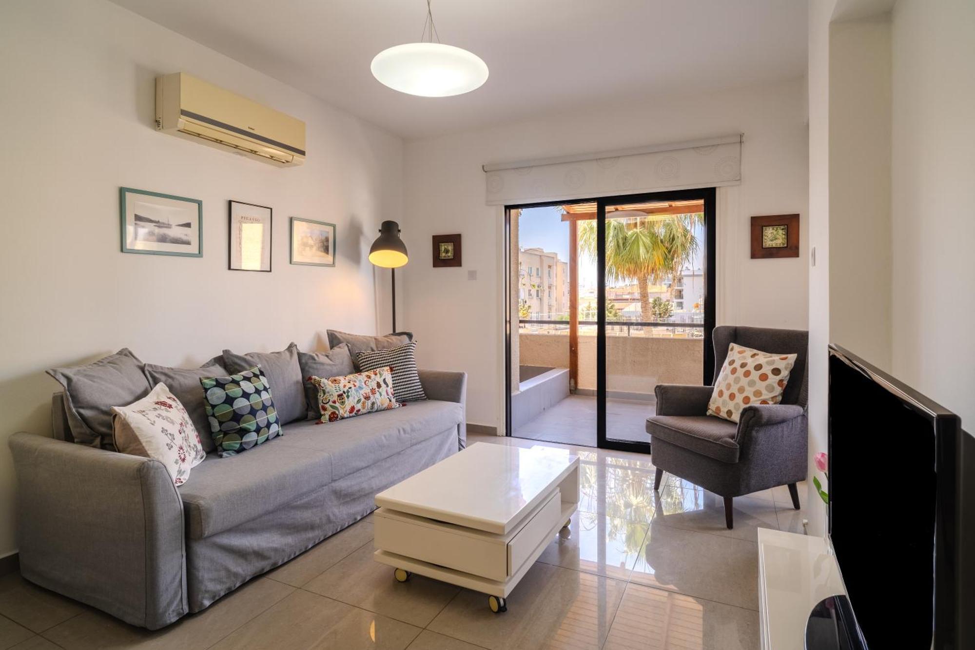 Lazaros Suite Downtown Ларнака Экстерьер фото