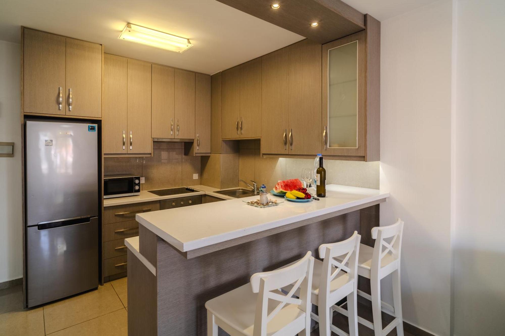 Lazaros Suite Downtown Ларнака Экстерьер фото