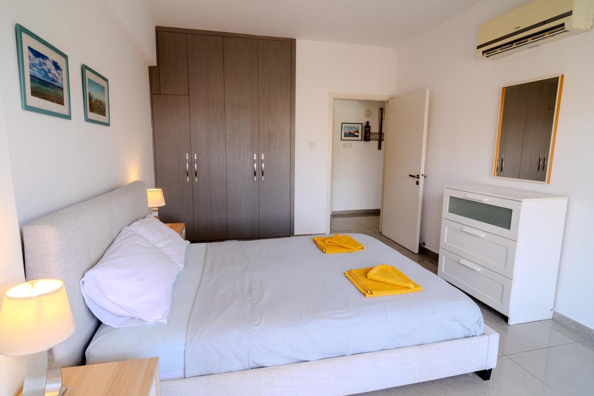 Lazaros Suite Downtown Ларнака Экстерьер фото